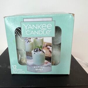 Yankee Candle Alpine Mint Scented Tea Lights 11 Count Green Boxed Set New